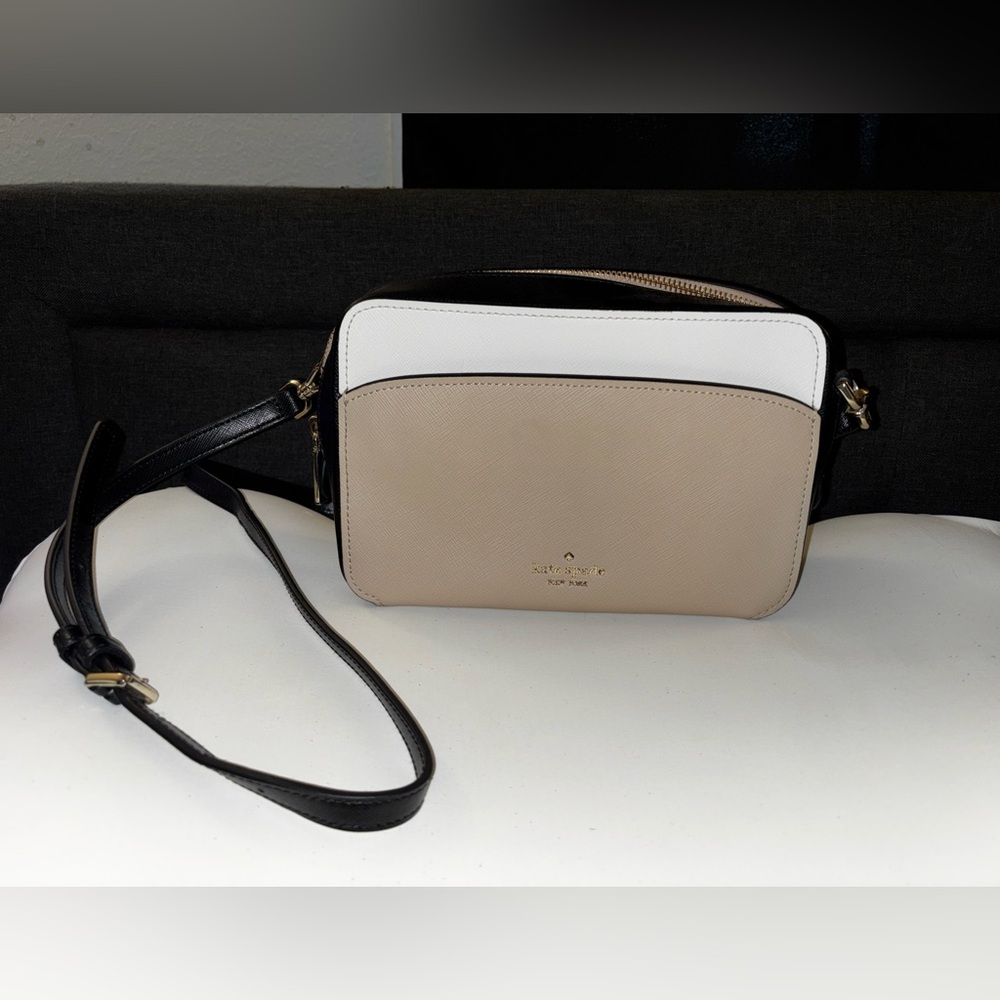 Kate Spade Beige and White Crossbody Bag